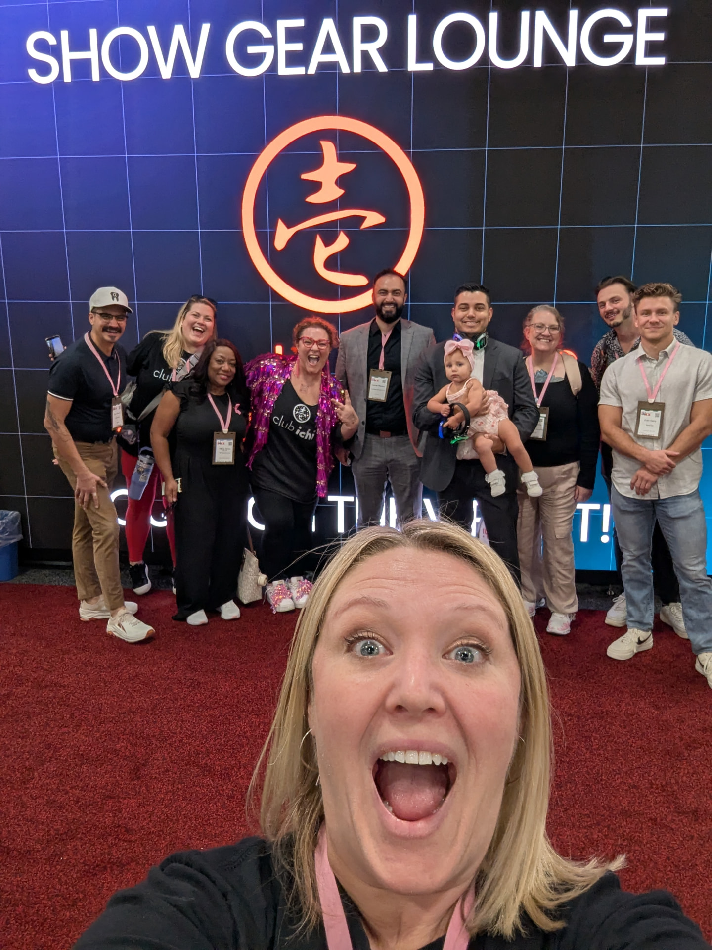 Club Ichi team selfie at the Show Gear Lounge